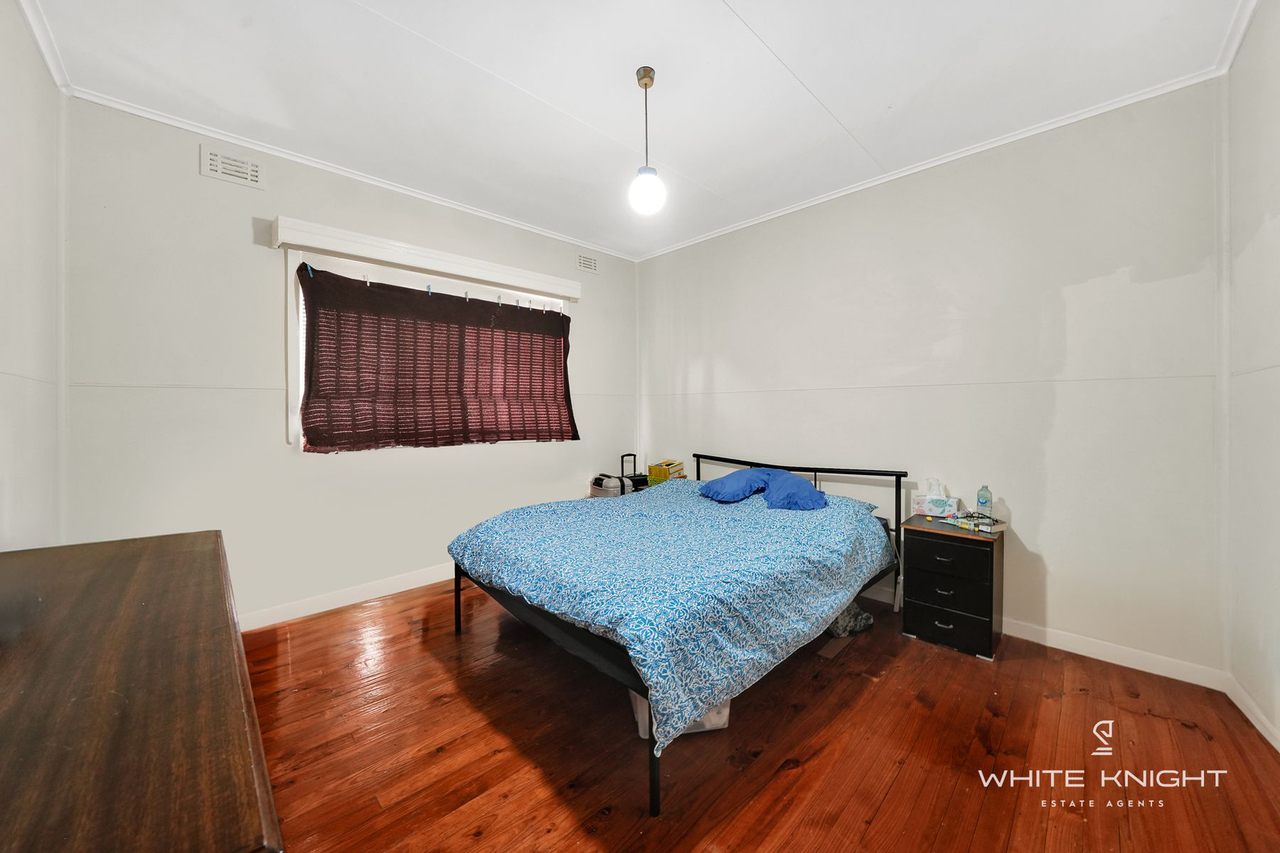 3-bedroom house at 25 OBERON AVENUE, St Albans VIC 3021, , Victoria
