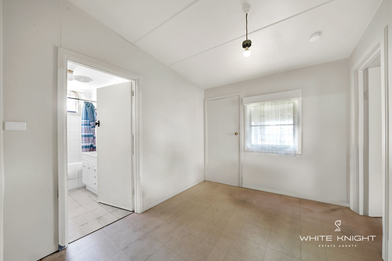 3-bedroom house at 25 OBERON AVENUE, St Albans VIC 3021, , Victoria