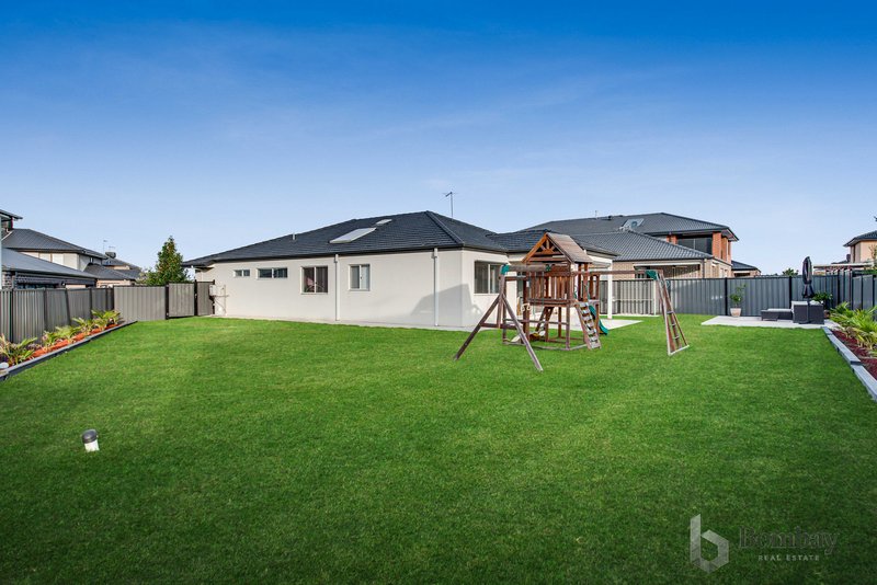 Photo - 25 Ocean Way, Craigieburn VIC 3064 - Image 17