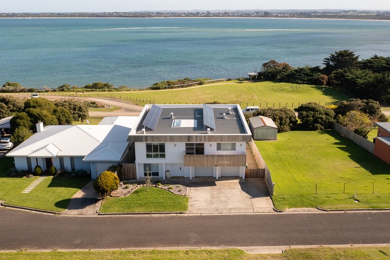 Photo - 25 Oceanview Drive, San Remo VIC 3925 - Image 9