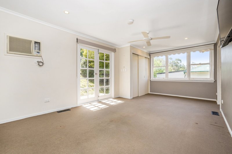 Photo - 25 Old Belgrave Road, Upper Ferntree Gully VIC 3156 - Image 3