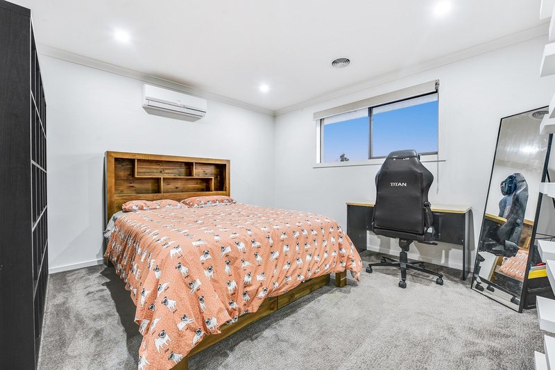 Photo - 25 Olivetree Drive, Keysborough VIC 3173 - Image 12