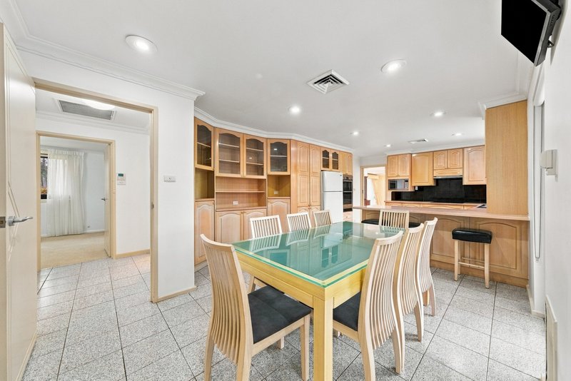 Photo - 25 Onkaparinga Crescent, Kaleen ACT 2617 - Image 8