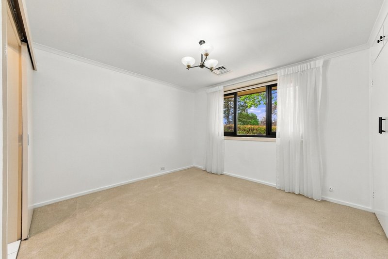 Photo - 25 Onkaparinga Crescent, Kaleen ACT 2617 - Image 13