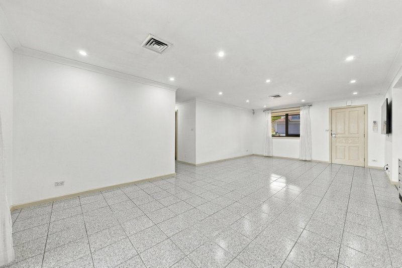 Photo - 25 Onkaparinga Crescent, Kaleen ACT 2617 - Image 19