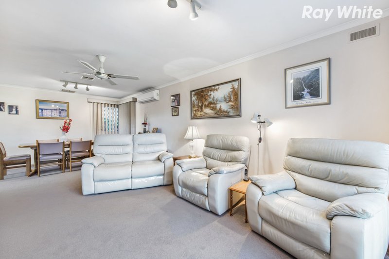 Photo - 25 Oploo Court, Dingley Village VIC 3172 - Image 3