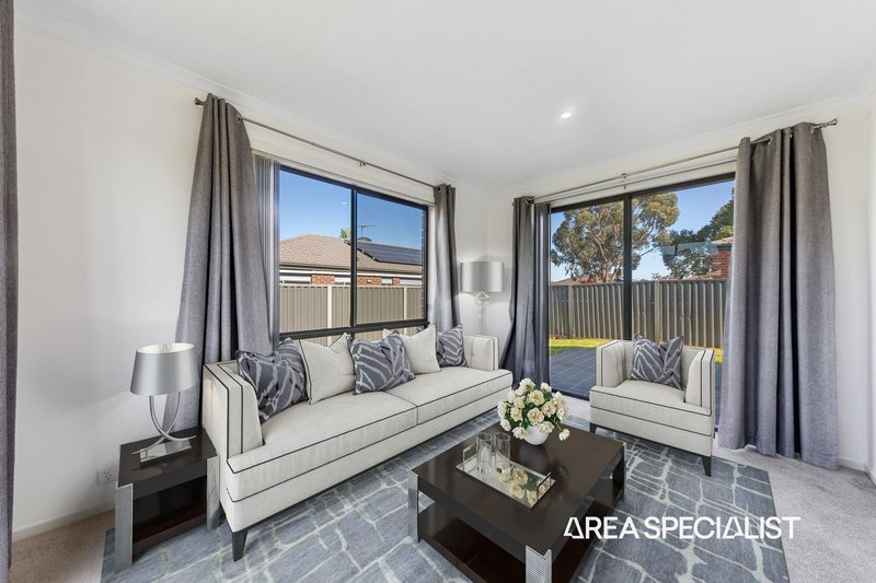 Photo - 25 Orchard Valley, Pakenham VIC 3810 - Image 4