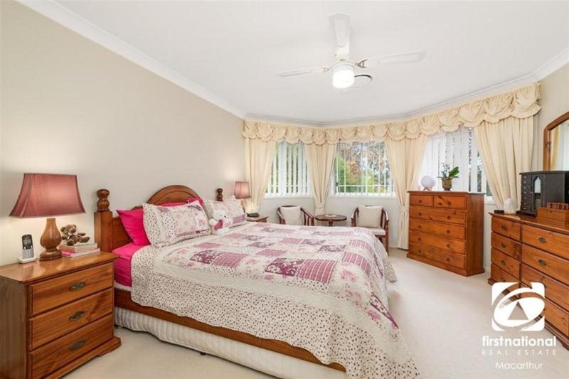 Photo - 25 Orlando Crescent, Voyager Point NSW 2172 - Image 11