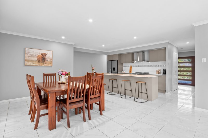 Photo - 25 Outlook Crescent, Flagstone QLD 4280 - Image 7