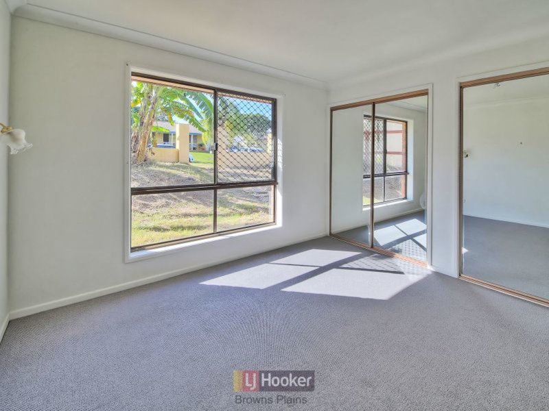 Photo - 25 Owens Street, Boronia Heights QLD 4124 - Image 9