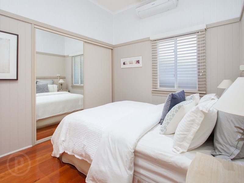 Photo - 25 Oxford Street, Hamilton QLD 4007 - Image 12