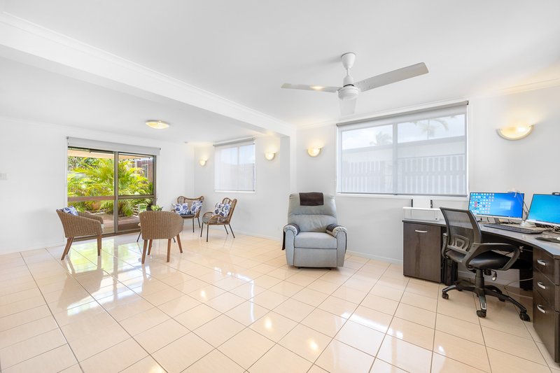 Photo - 25 Oxley Drive, South Gladstone QLD 4680 - Image 7