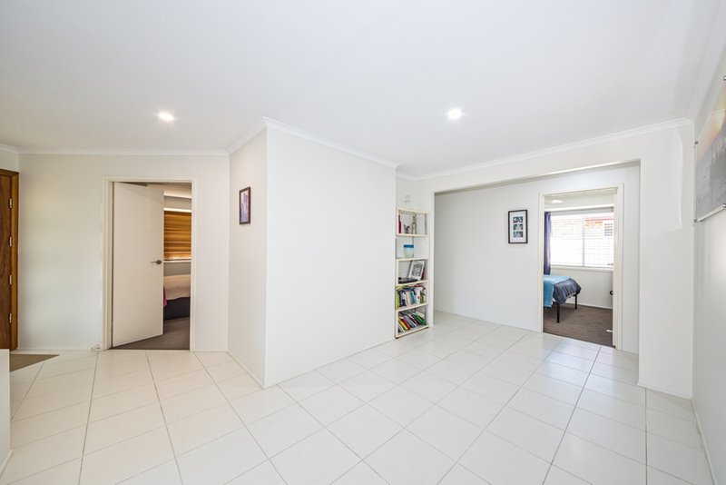 Photo - 25 Pacific Drive, Banksia Beach QLD 4507 - Image 9