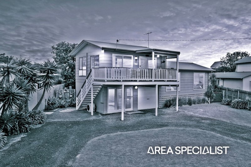 25 Page Avenue, Surf Beach VIC 3922