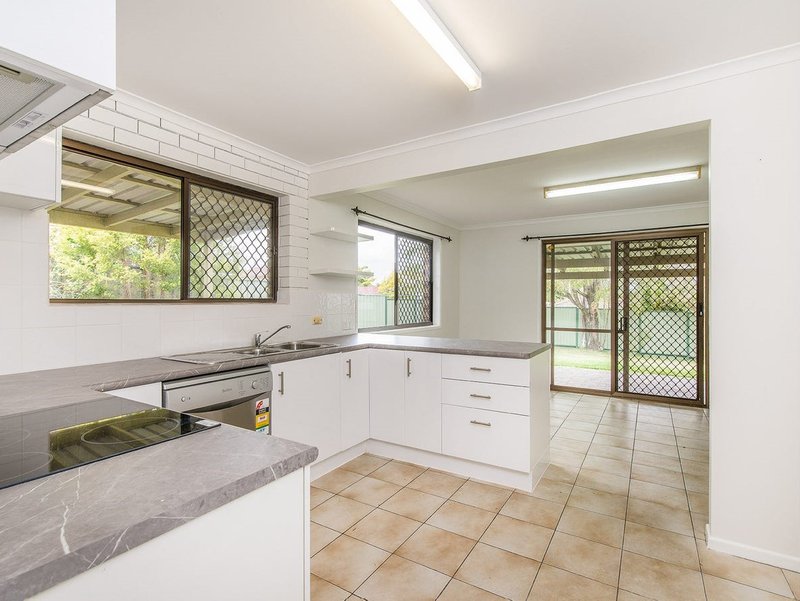 Photo - 25 Panama Street, Wishart QLD 4122 - Image 2