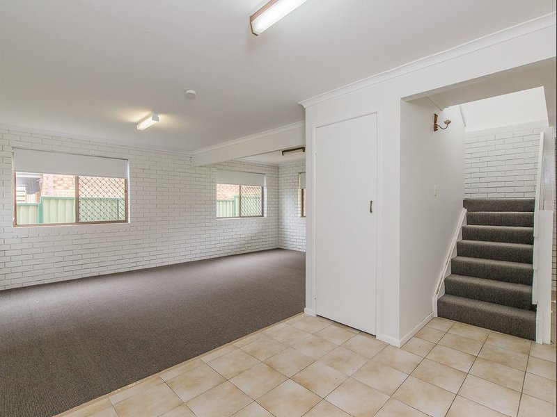 Photo - 25 Panama Street, Wishart QLD 4122 - Image 8
