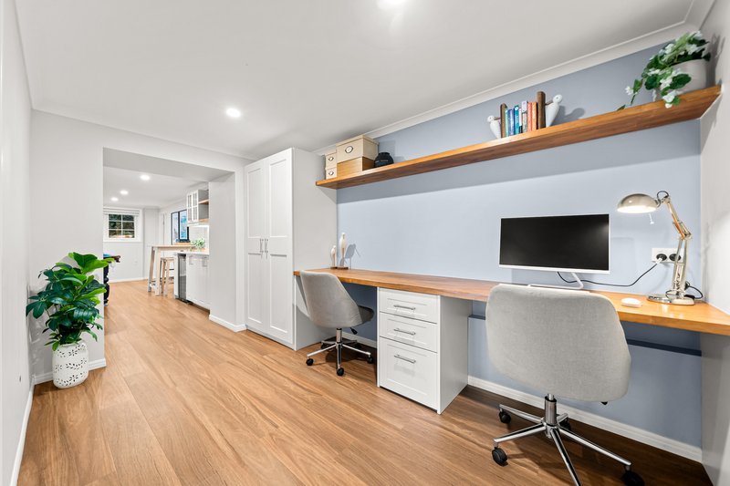 Photo - 25 Pandeen Road, Rochedale South QLD 4123 - Image 10