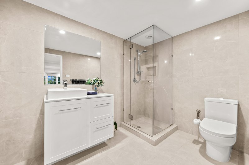 Photo - 25 Pandeen Road, Rochedale South QLD 4123 - Image 11