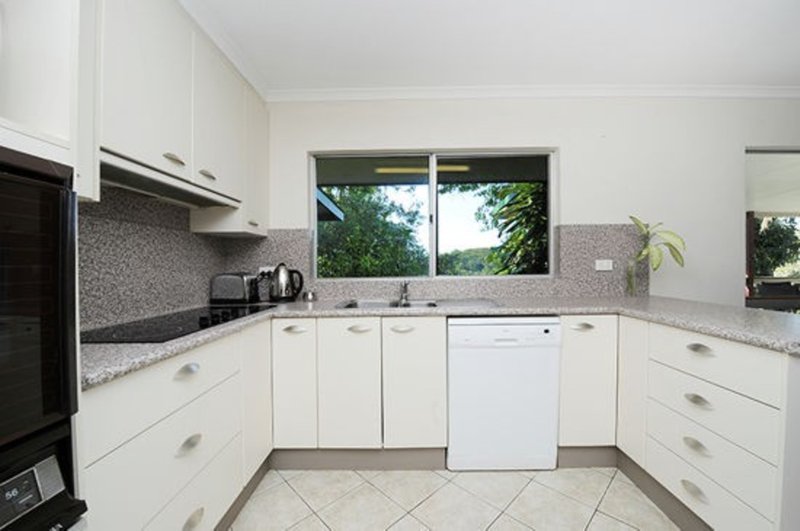 Photo - 25 Panorama Drive, Nambour QLD 4560 - Image 4