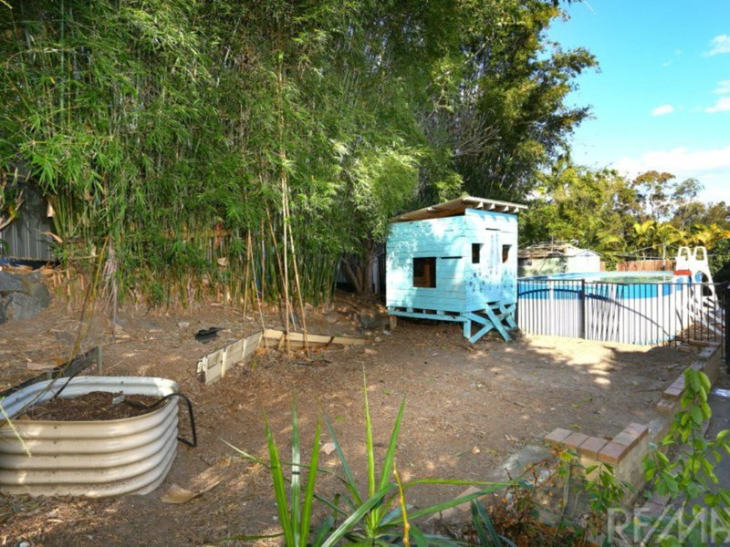 Photo - 25 Pappas Way, Carrara QLD 4211 - Image 9