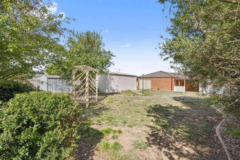 Photo - 25 Parkside Road, Delacombe VIC 3356 - Image 16