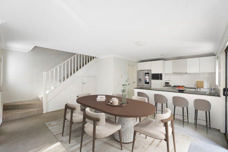 Photo - 25 Parkwood Road, Holsworthy NSW 2173 - Image 2