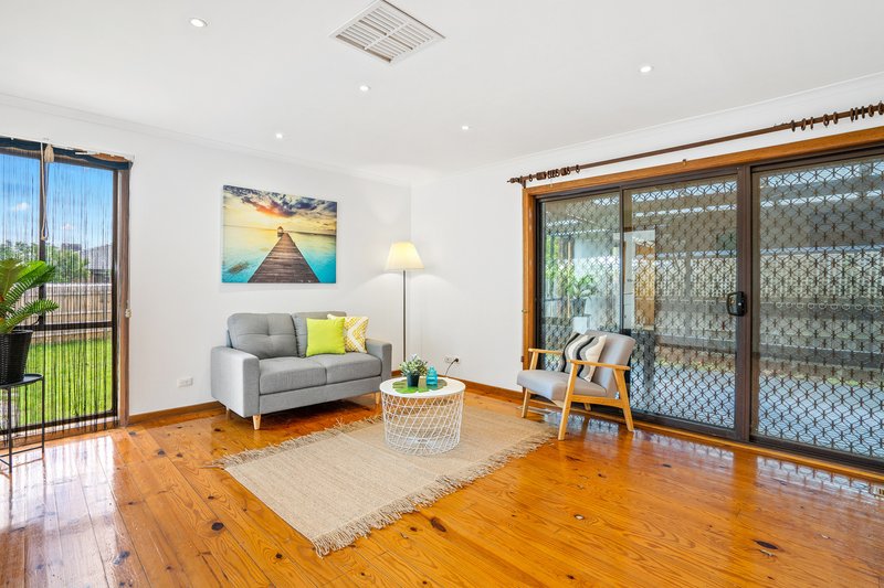 Photo - 25 Patterson Street, Mill Park VIC 3082 - Image 4