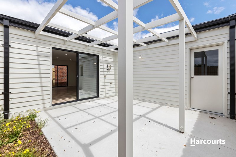 Photo - 25 Paul Street, Hamlyn Heights VIC 3215 - Image 6