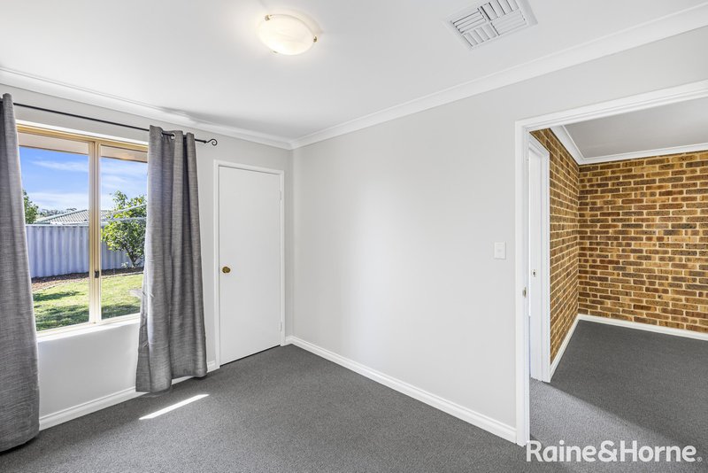 Photo - 25 Payton Way, Usher WA 6230 - Image 12