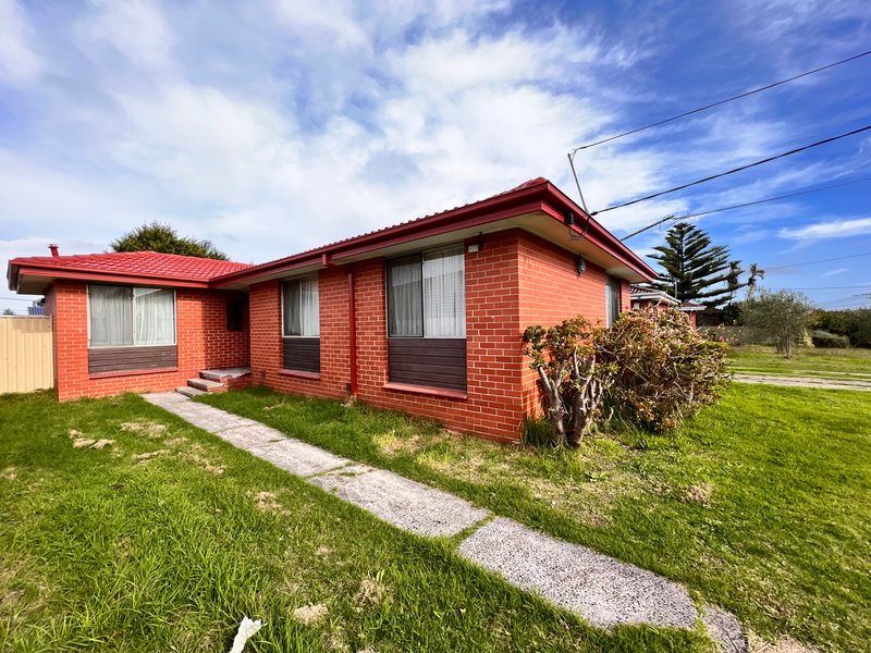 Photo - 25 Pearson Crescent, Coolaroo VIC 3048 - Image 1