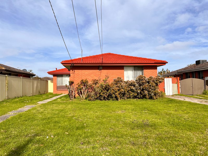 Photo - 25 Pearson Crescent, Coolaroo VIC 3048 - Image 17