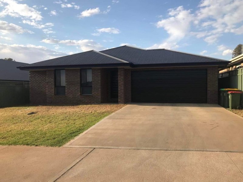 25 Pelagic Court, Dubbo NSW 2830