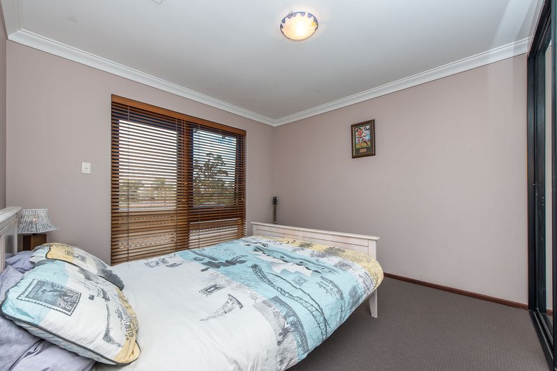 Photo - 25 Pentland Avenue, Duncraig WA 6023 - Image 17