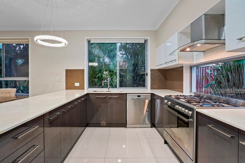 Photo - 25 Phoenix Street, Rochedale QLD 4123 - Image 8