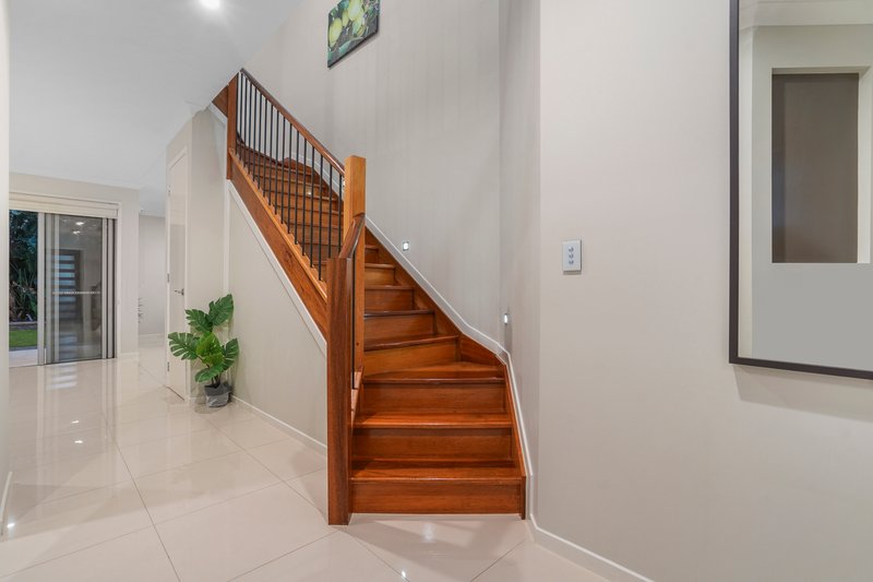 Photo - 25 Phoenix Street, Rochedale QLD 4123 - Image 10