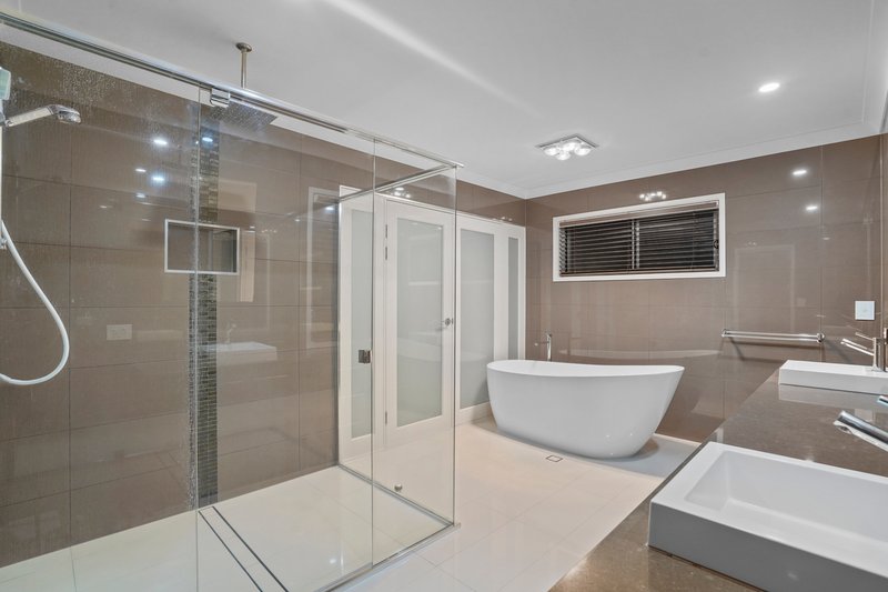 Photo - 25 Phoenix Street, Rochedale QLD 4123 - Image 13