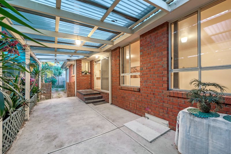 Photo - 2/5 Pickett Street, Reservoir VIC 3073 - Image 7