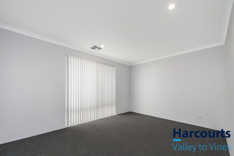 Photo - 25 Pistachio Way, Henley Brook WA 6055 - Image 5