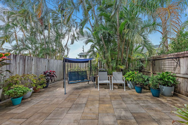 Photo - 2/5 Pleasant Drive, Cannonvale QLD 4802 - Image 3