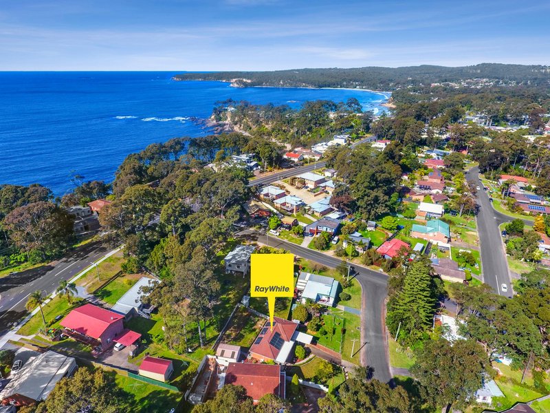 Photo - 25 Pleasurelea Drive, Sunshine Bay NSW 2536 - Image 2