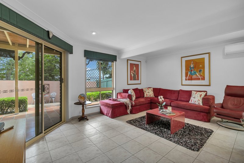 Photo - 25 Plumridge Street, Chelmer QLD 4068 - Image 7