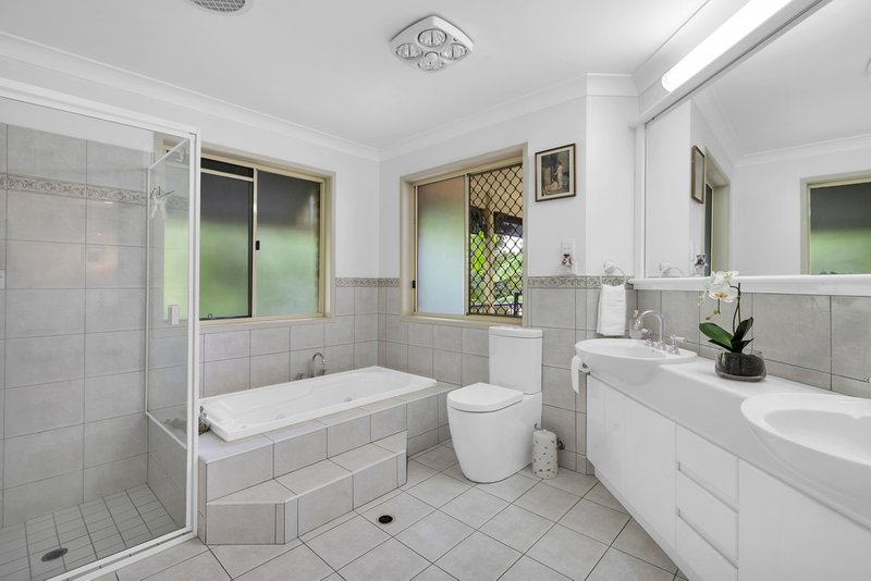 Photo - 25 Plumridge Street, Chelmer QLD 4068 - Image 12