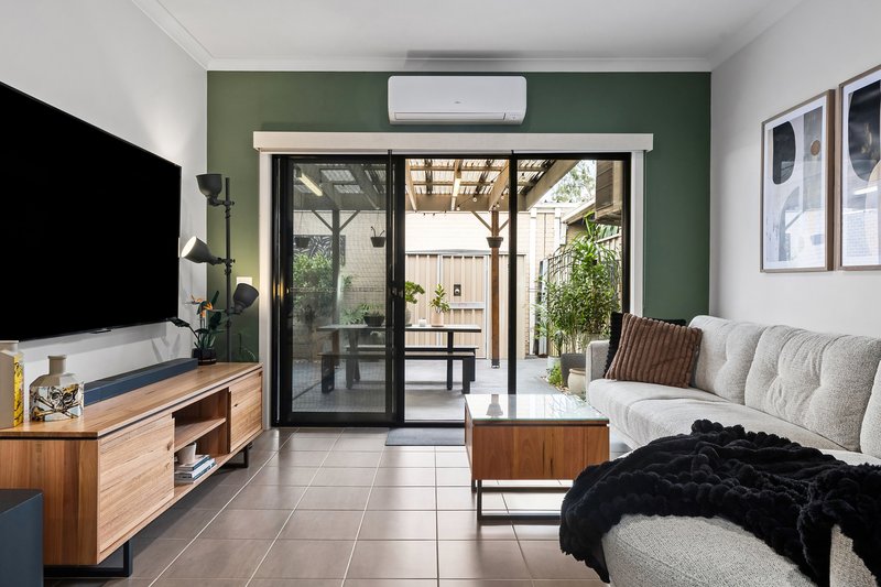 Photo - 25 Pontoon Street, Lalor VIC 3075 - Image 3