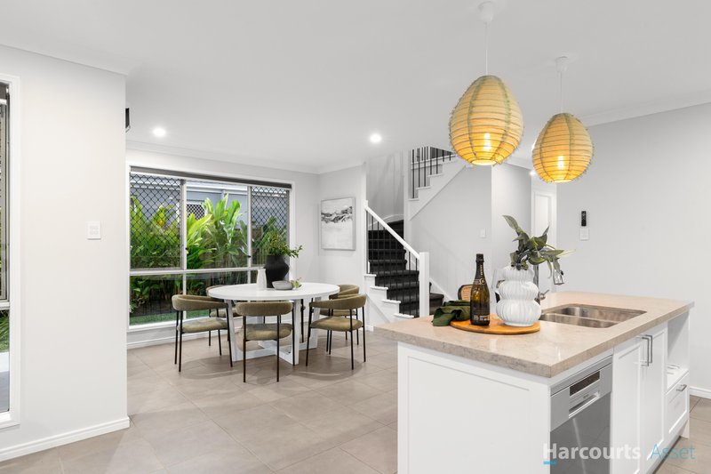 Photo - 25 Portree Loop, Jimboomba QLD 4280 - Image 6