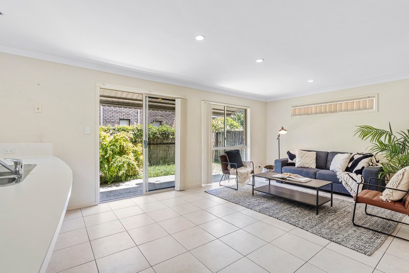 Photo - 2/5 Prewett Street, Upper Coomera QLD 4209 - Image 6