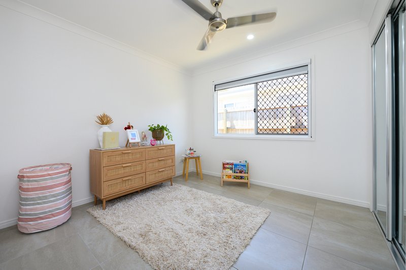 Photo - 25 Pursuit Crescent, Griffin QLD 4503 - Image 11