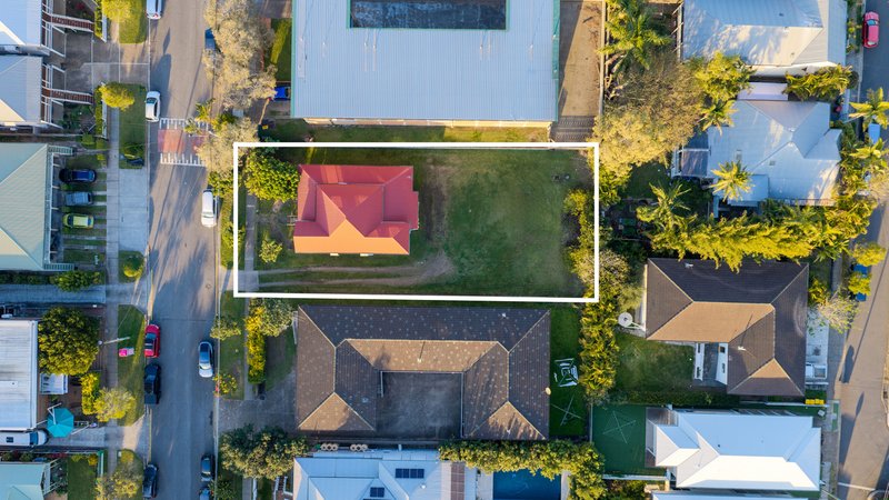 Photo - 25 Qualtrough Street, Woolloongabba QLD 4102 - Image 28