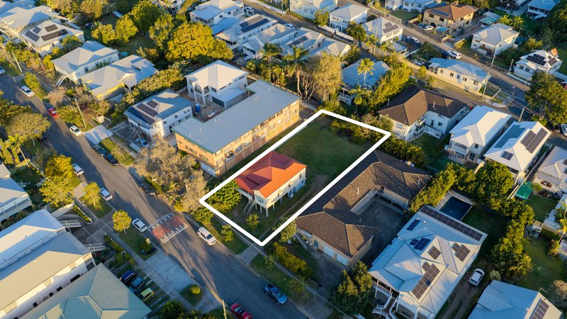 Photo - 25 Qualtrough Street, Woolloongabba QLD 4102 - Image 30