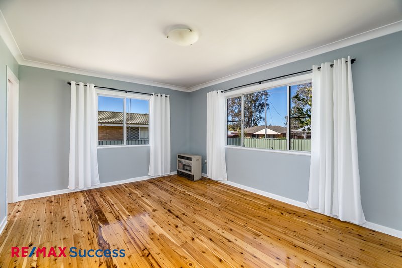 Photo - 25 Quelch Street, Rockville QLD 4350 - Image 2