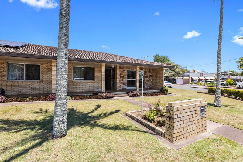 Photo - 25 Randall Road, Wynnum West QLD 4178 - Image 14